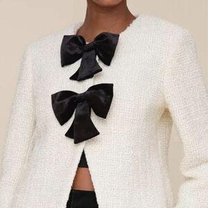 NWOT Avec Les Filles White and Black Jacket With Bows Size Large Anthropologie